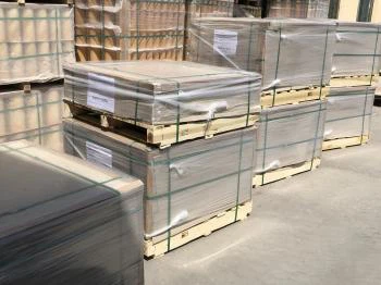 4월에 뜨거운 판매, 80% 고알루미나 내화 벽돌 19톤이 인도네시아 고객에게 배송되었습니다.